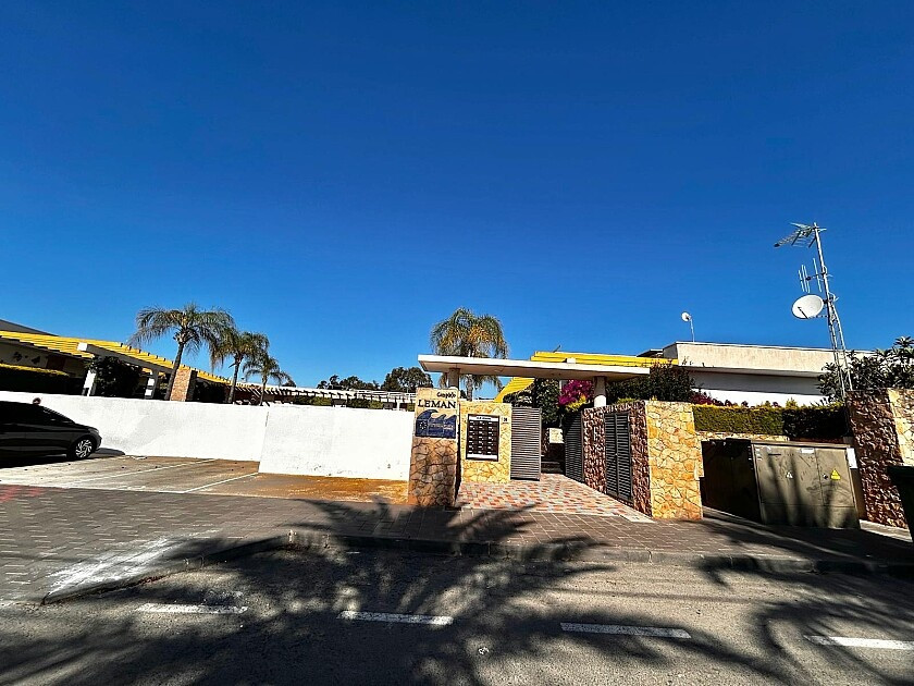 2 Bed Townhouse for sale in Mil Palmeras Costa Blanca, Alicante, Spain