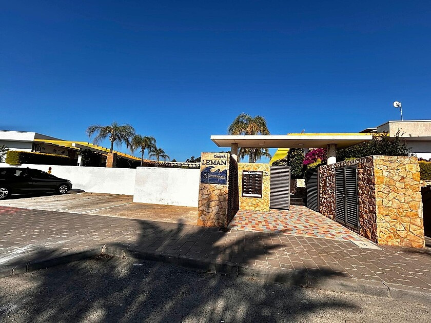 2 Bed Townhouse for sale in Mil Palmeras Costa Blanca, Alicante, Spain