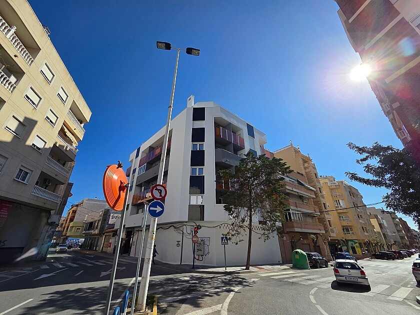 Se vende Otro  en Costa Blanca, Alicante, España