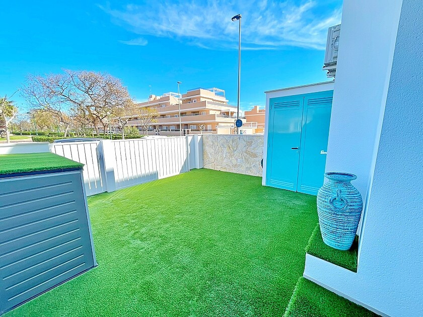 Se vende Bungalow de 3 dormitorios en Costa Blanca, Alicante, España