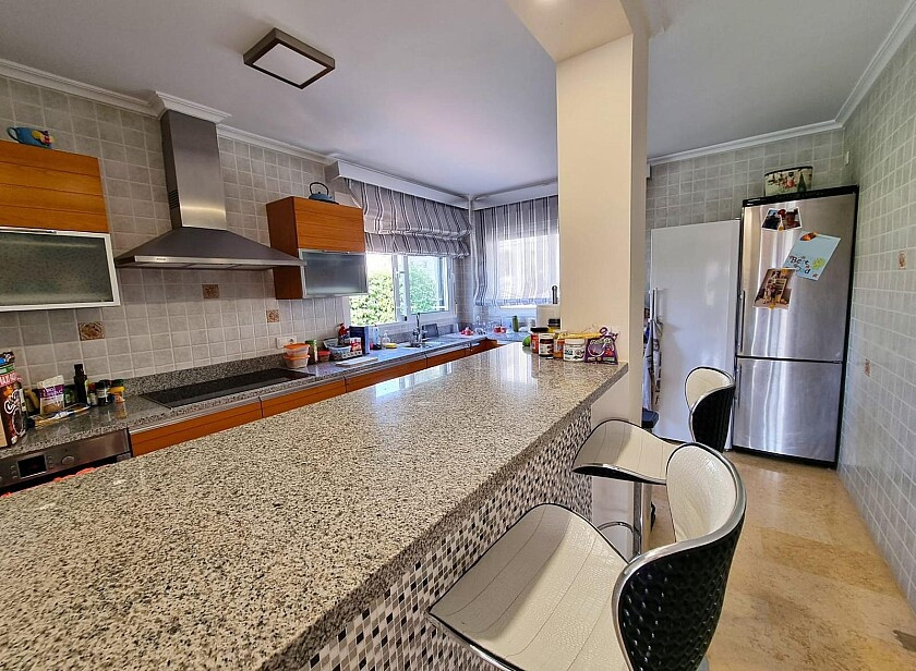 Se vende Villa - Chalet de 5 dormitorios en Costa Blanca, Alicante, España