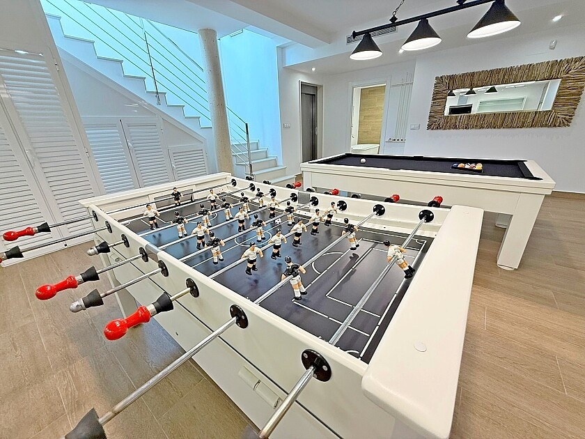 Se vende Villa - Chalet de 5 dormitorios en Costa Blanca, Alicante, España