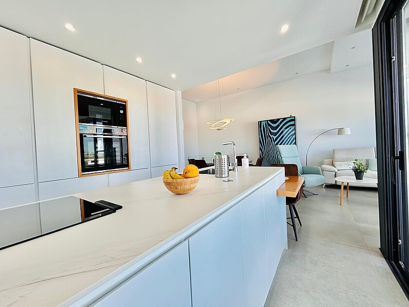 Se vende Villa - Chalet de 3 dormitorios en Costa Blanca, Alicante, España