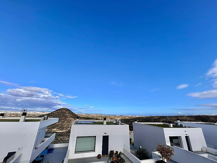 Se vende Villa - Chalet de 3 dormitorios en Costa Blanca, Alicante, España