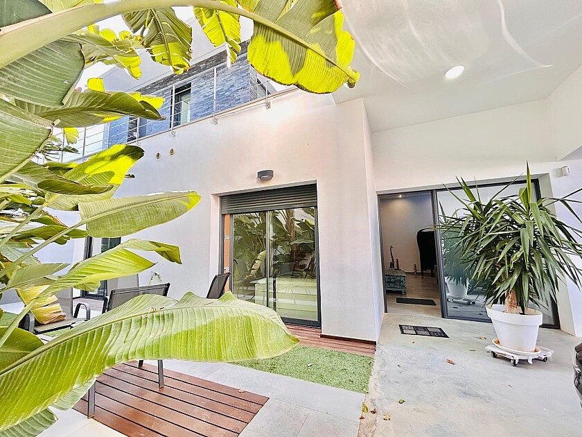 Se vende Villa - Chalet de 3 dormitorios en Costa Blanca, Alicante, España