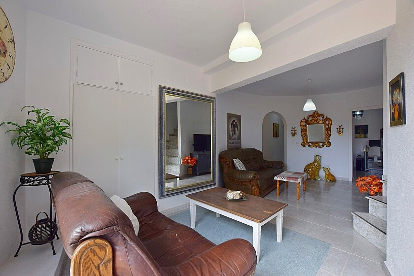 Se vende Villa - Chalet de 6 dormitorios en Costa Blanca, Alicante, España