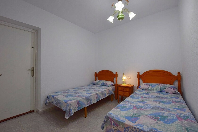 Se vende Villa - Chalet de 6 dormitorios en Costa Blanca, Alicante, España