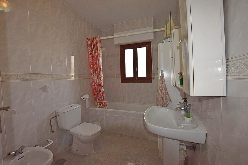 Se vende Villa - Chalet de 6 dormitorios en Costa Blanca, Alicante, España