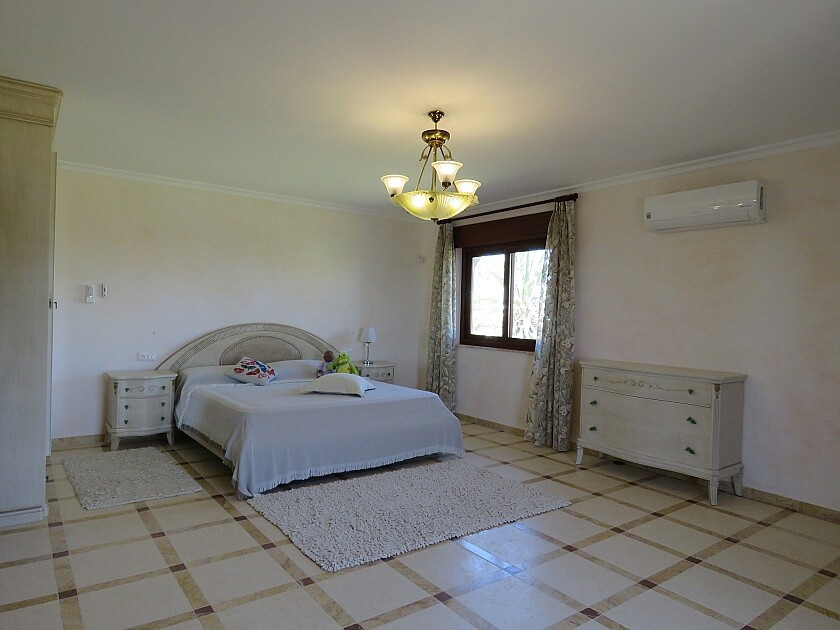 7 Bed Townhouse for sale in Cabo Roig Costa Blanca, Alicante, Spain