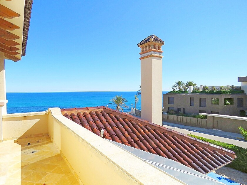 7 Bed Townhouse for sale in Cabo Roig Costa Blanca, Alicante, Spain
