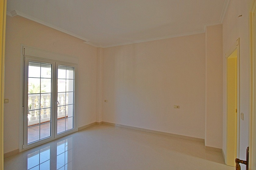 Se vende Villa - Chalet de 5 dormitorios en Costa Blanca, Alicante, España