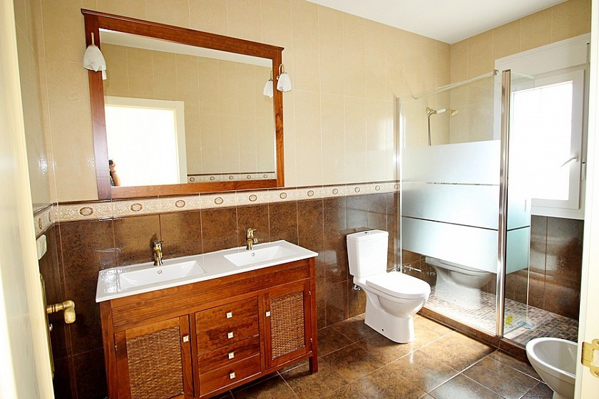 Se vende Villa - Chalet de 5 dormitorios en Costa Blanca, Alicante, España