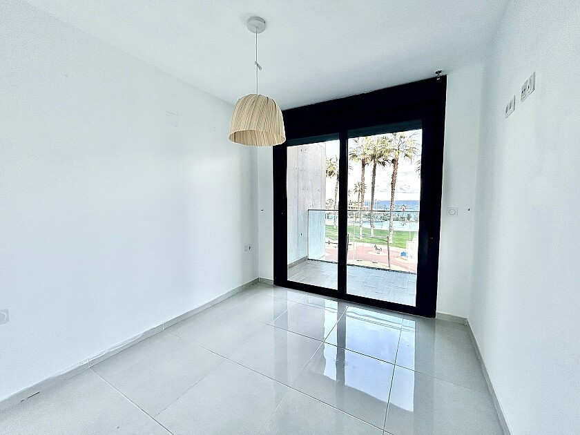 Se vende Apartamento Planta Media de 2 dormitorios en Costa Blanca, Alicante, España