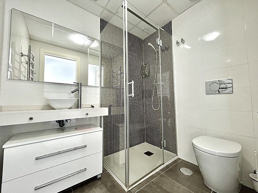 Se vende Apartamento Planta Media de 2 dormitorios en Costa Blanca, Alicante, España