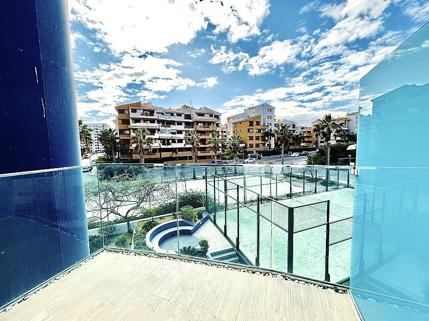 Se vende Apartamento Planta Media de 2 dormitorios en Costa Blanca, Alicante, España