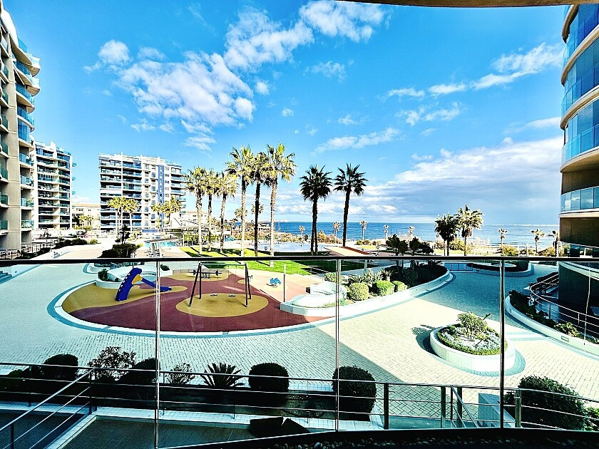 Se vende Apartamento Planta Media de 2 dormitorios en Costa Blanca, Alicante, España