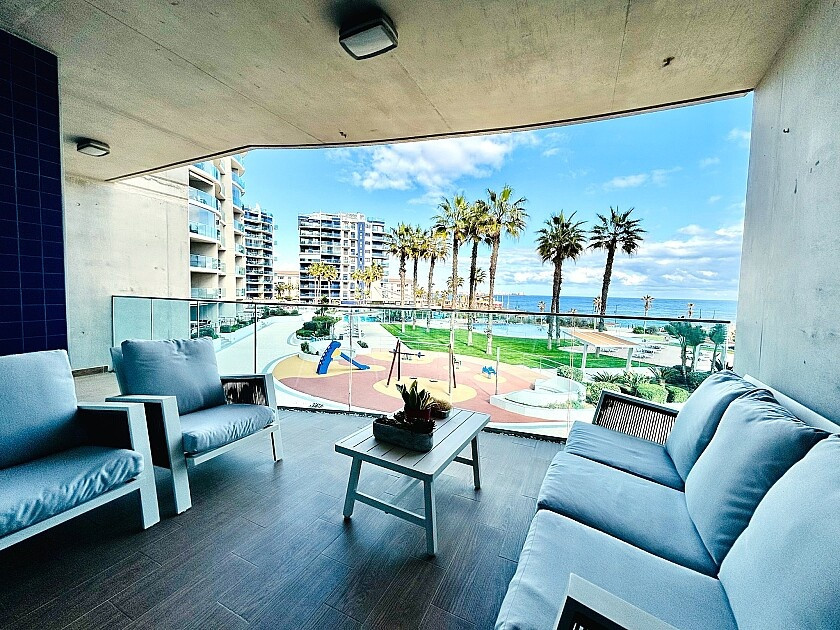 Se vende Apartamento Planta Media de 2 dormitorios en Costa Blanca, Alicante, España