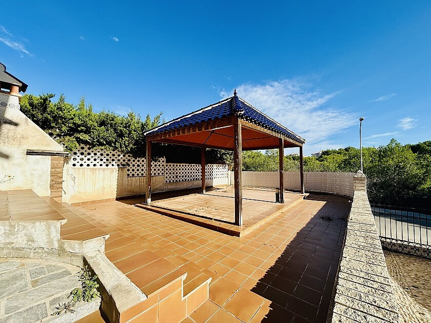Se vende Villa - Chalet de 10 dormitorios en Costa Blanca, Alicante, España