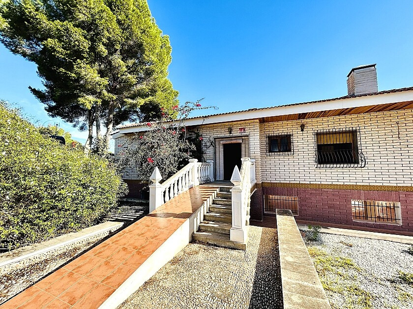 Se vende Villa - Chalet de 10 dormitorios en Costa Blanca, Alicante, España