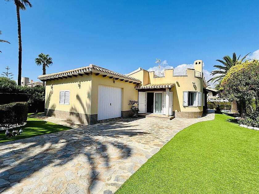 3 Bed Townhouse for sale in Cabo Roig Costa Blanca, Alicante, Spain