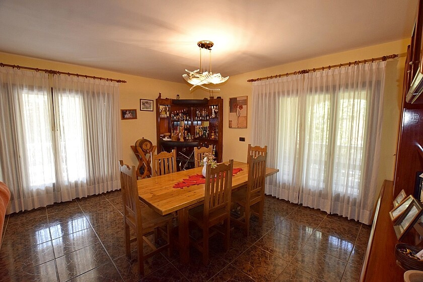 Se vende Villa - Chalet de 3 dormitorios en Costa Blanca, Alicante, España