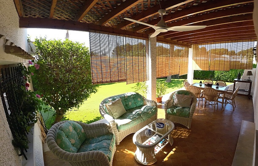 Se vende Bungalow de 5 dormitorios en Costa Blanca, Alicante, España
