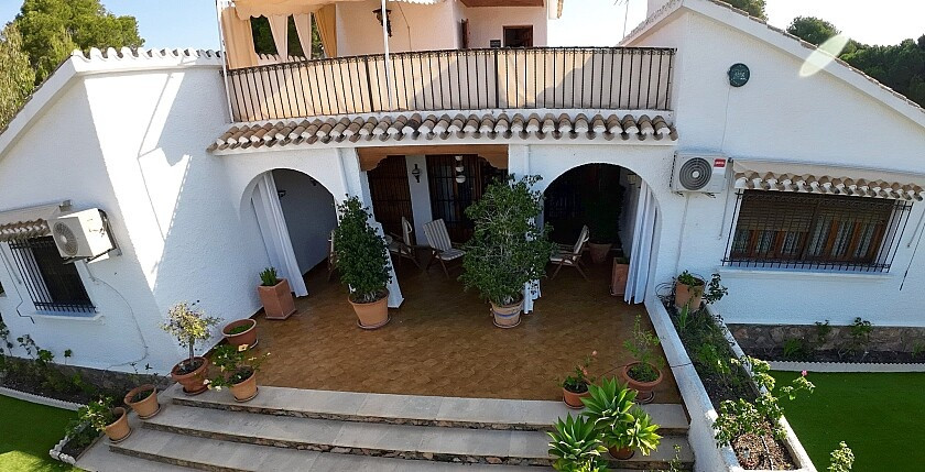 Se vende Bungalow de 5 dormitorios en Costa Blanca, Alicante, España