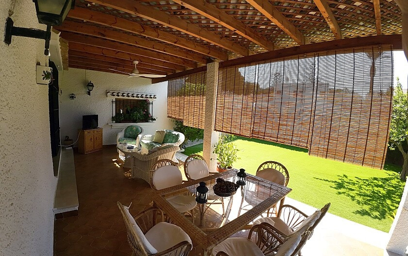 Se vende Bungalow de 5 dormitorios en Costa Blanca, Alicante, España