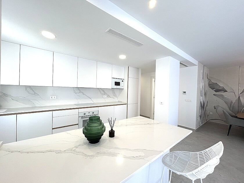 Se vende Apartamento Planta Baja de 3 dormitorios en Costa Blanca, Alicante, España