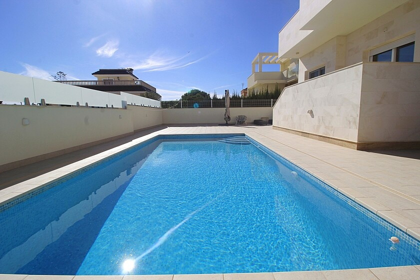 5 Bed Townhouse for sale in La Zenia Costa Blanca, Alicante, Spain