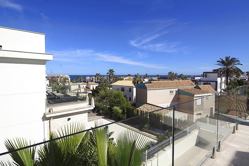 5 Bed Townhouse for sale in La Zenia Costa Blanca, Alicante, Spain