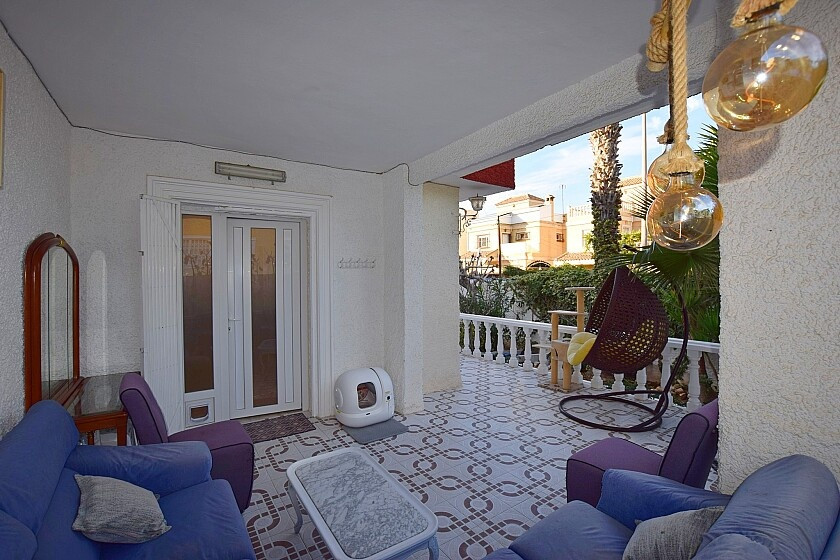 Se vende Villa - Chalet de 3 dormitorios en Costa Blanca, Alicante, España