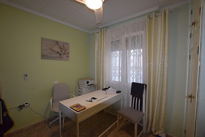 Se vende Villa - Chalet de 3 dormitorios en Costa Blanca, Alicante, España