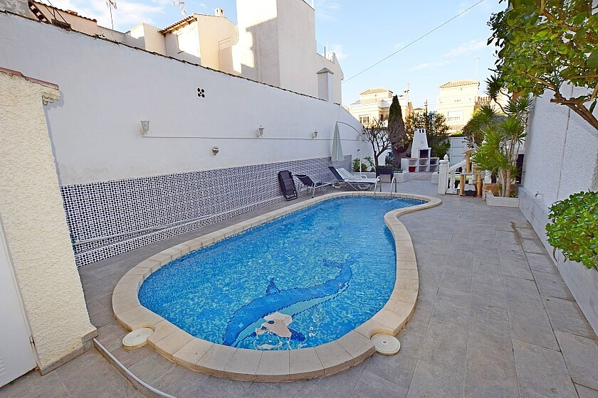 Se vende Villa - Chalet de 3 dormitorios en Costa Blanca, Alicante, España
