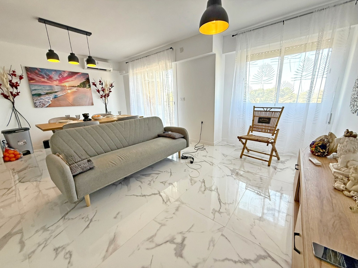 2 Bed Apartment for sale in Punta Prima Costa Blanca, Alicante, Spain