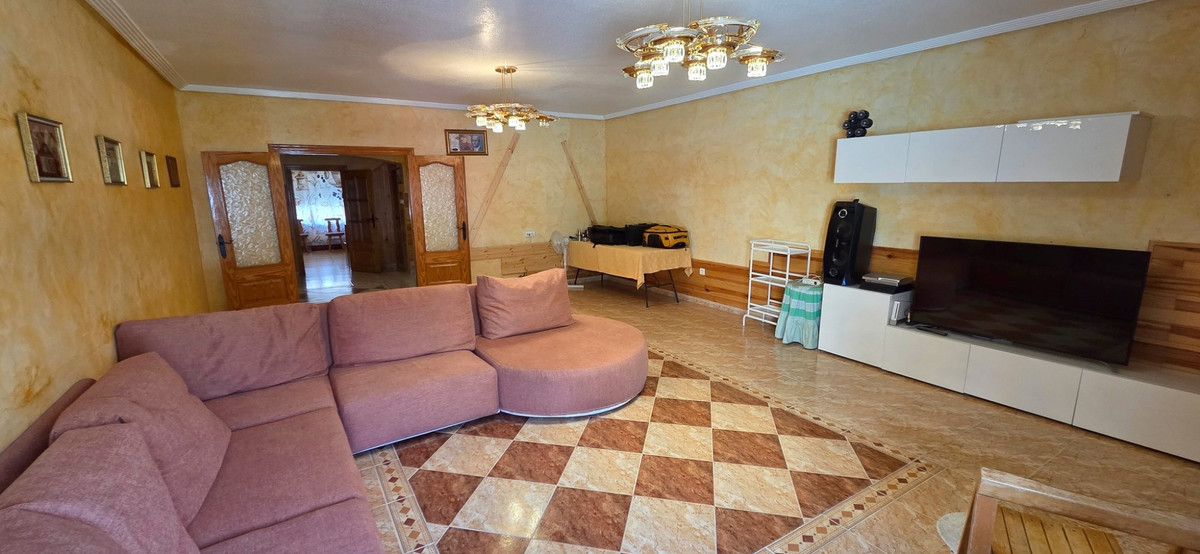 5 Bed Townhouse for sale in San Isidro Costa Blanca, Alicante, Spain