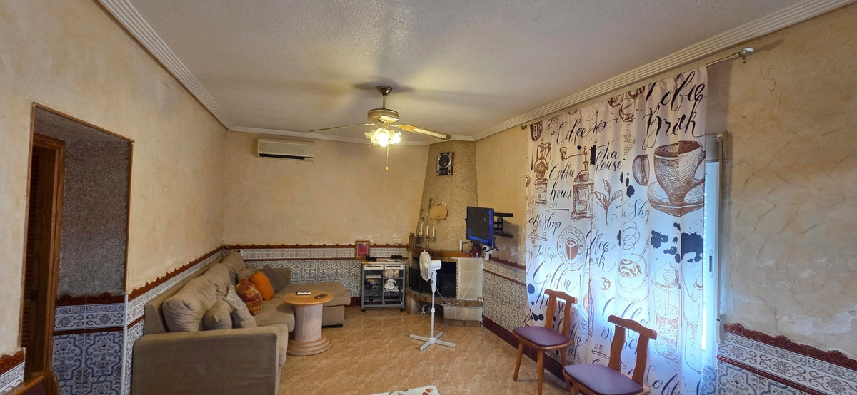 5 Bed Townhouse for sale in San Isidro Costa Blanca, Alicante, Spain