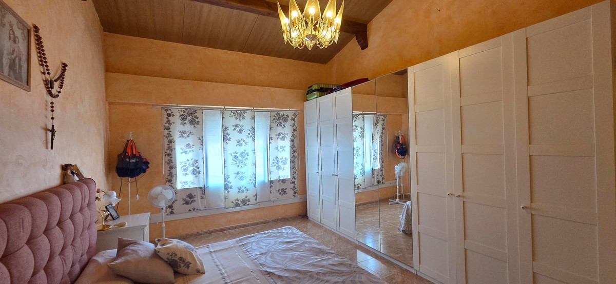 5 Bed Townhouse for sale in San Isidro Costa Blanca, Alicante, Spain