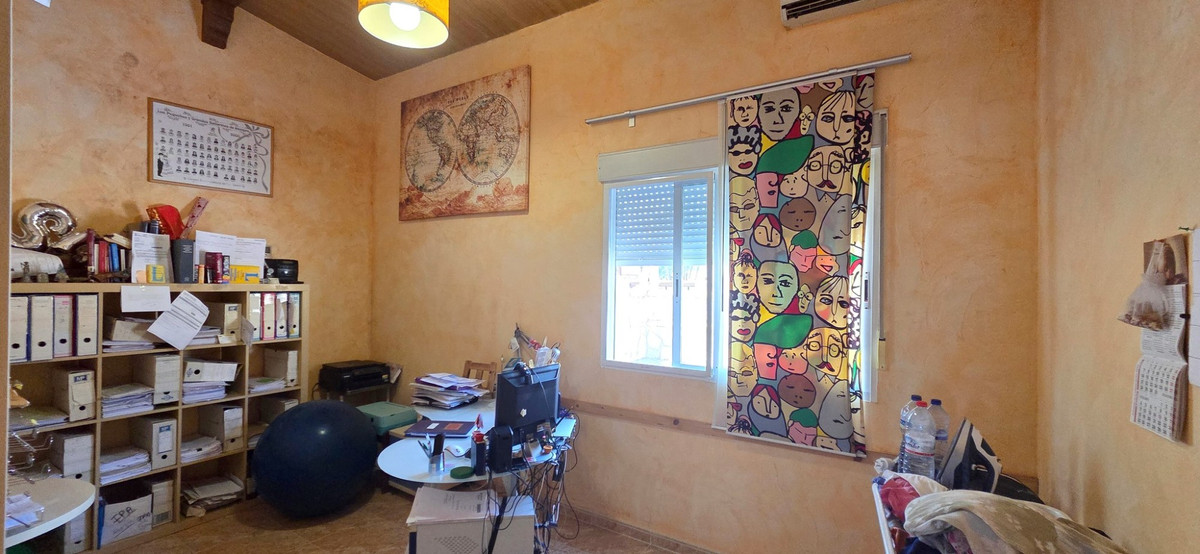 5 Bed Townhouse for sale in San Isidro Costa Blanca, Alicante, Spain
