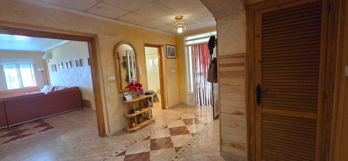 5 Bed Townhouse for sale in San Isidro Costa Blanca, Alicante, Spain