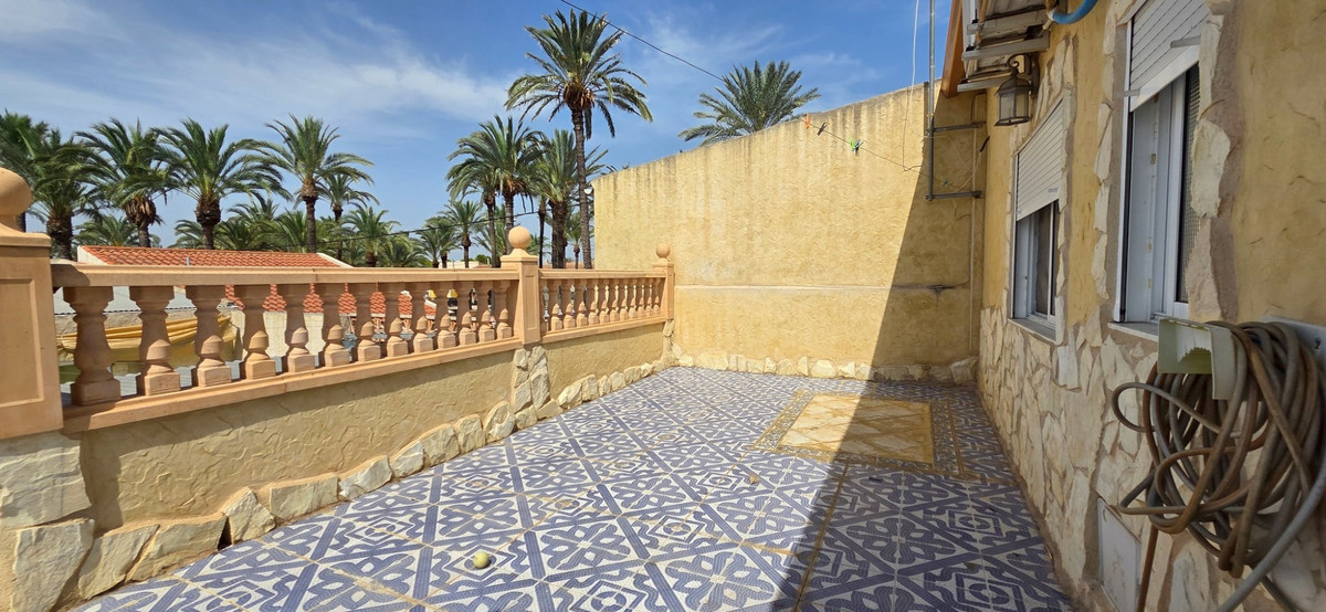 5 Bed Townhouse for sale in San Isidro Costa Blanca, Alicante, Spain