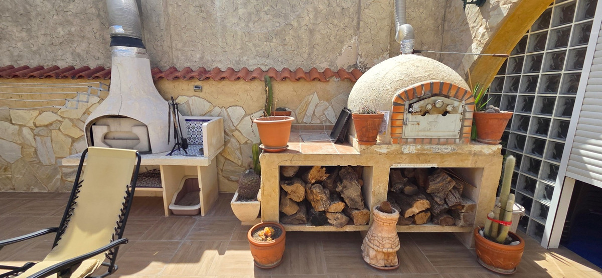 5 Bed Townhouse for sale in San Isidro Costa Blanca, Alicante, Spain