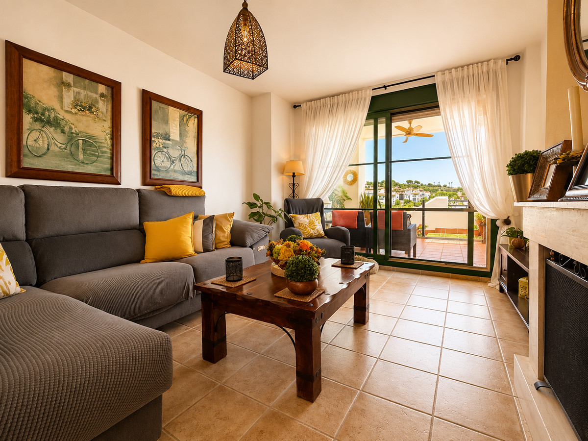 Se vende Apartamento Planta Baja de 3 dormitorios en Costa Del Sol, Cadiz, España