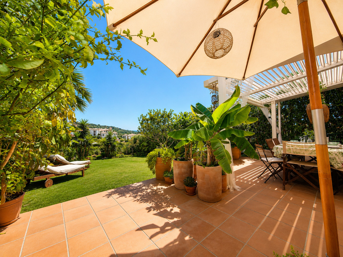 Se vende Apartamento Planta Baja de 3 dormitorios en Costa Del Sol, Cadiz, España