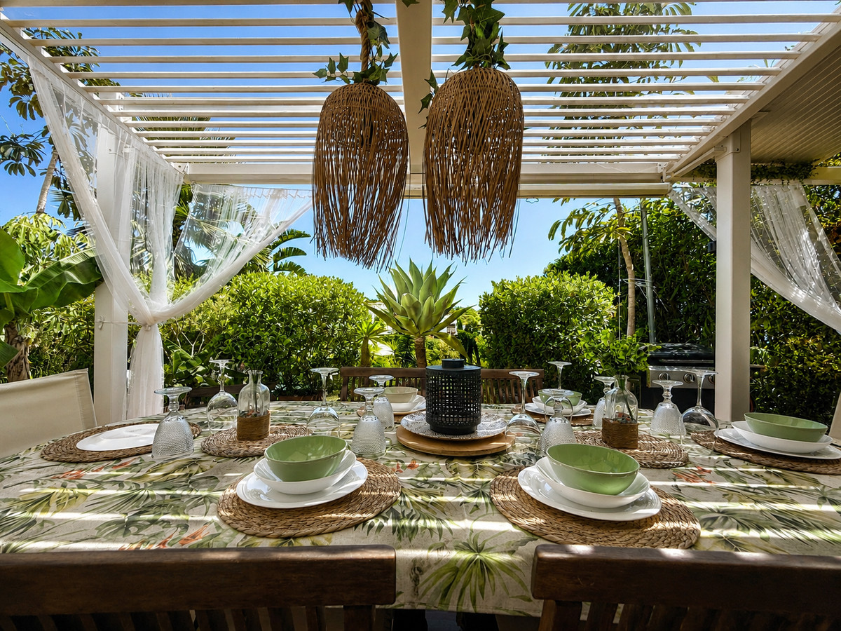 Se vende Apartamento Planta Baja de 3 dormitorios en Costa Del Sol, Cadiz, España