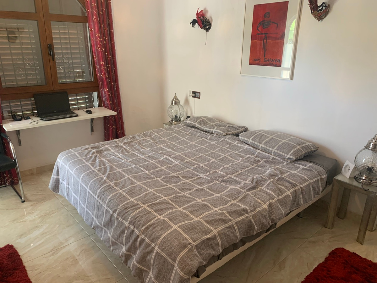 4 Bed Townhouse for sale in Villamartin Costa Blanca, Alicante, Spain
