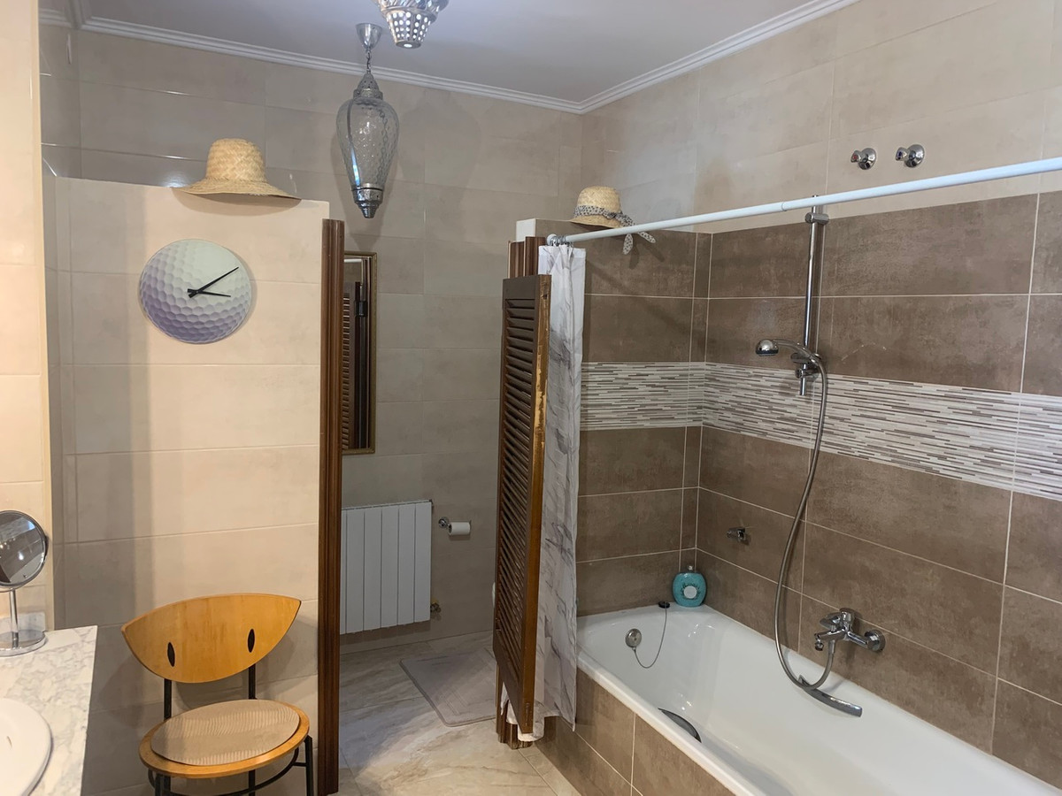 4 Bed Townhouse for sale in Villamartin Costa Blanca, Alicante, Spain