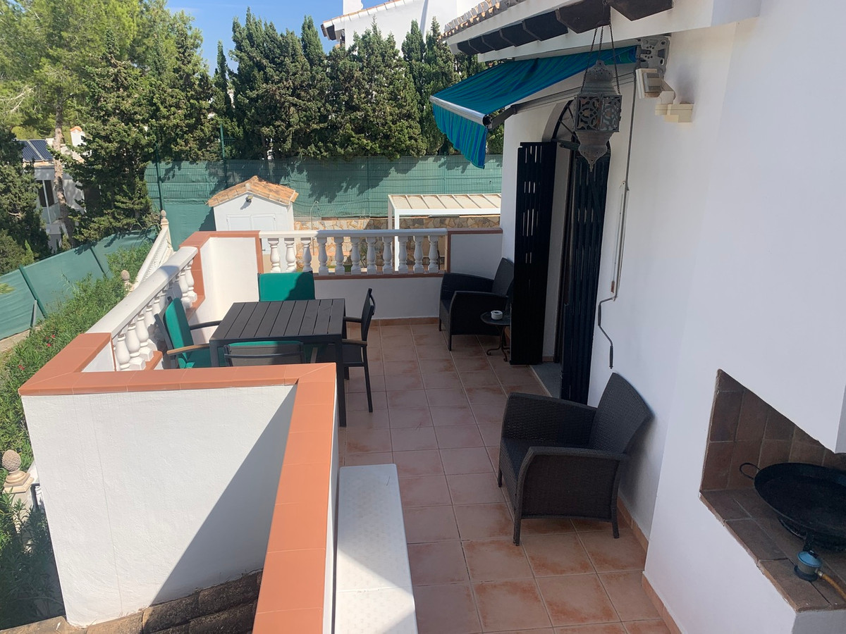 4 Bed Townhouse for sale in Villamartin Costa Blanca, Alicante, Spain
