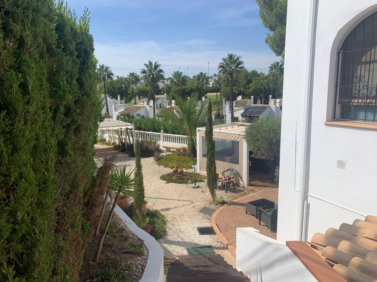 4 Bed Townhouse for sale in Villamartin Costa Blanca, Alicante, Spain