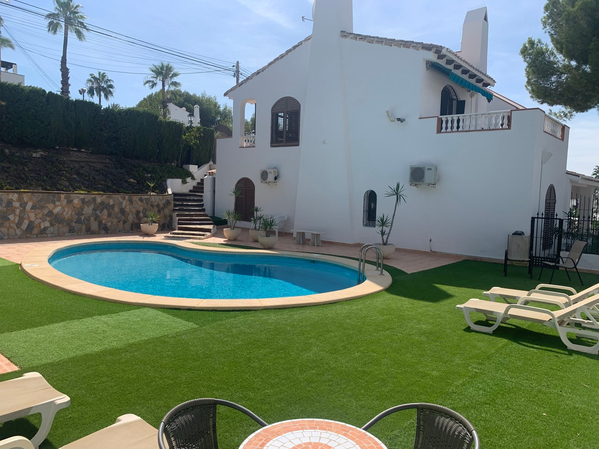 4 Bed Townhouse for sale in Villamartin Costa Blanca, Alicante, Spain